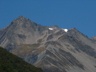 Track okolo Lake Rotoroa