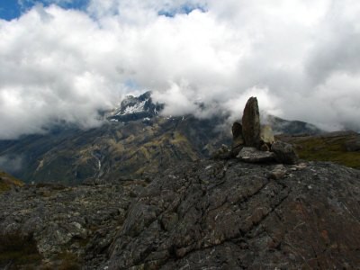 Track okolo Lake Rotoroa