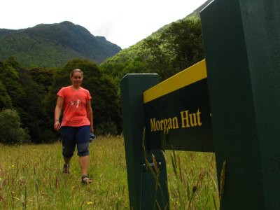 Track okolo Lake Rotoroa