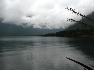 Track okolo Lake Rotoroa